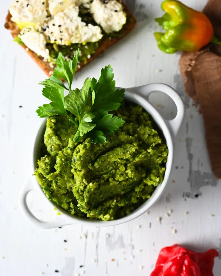 Petražolių pesto