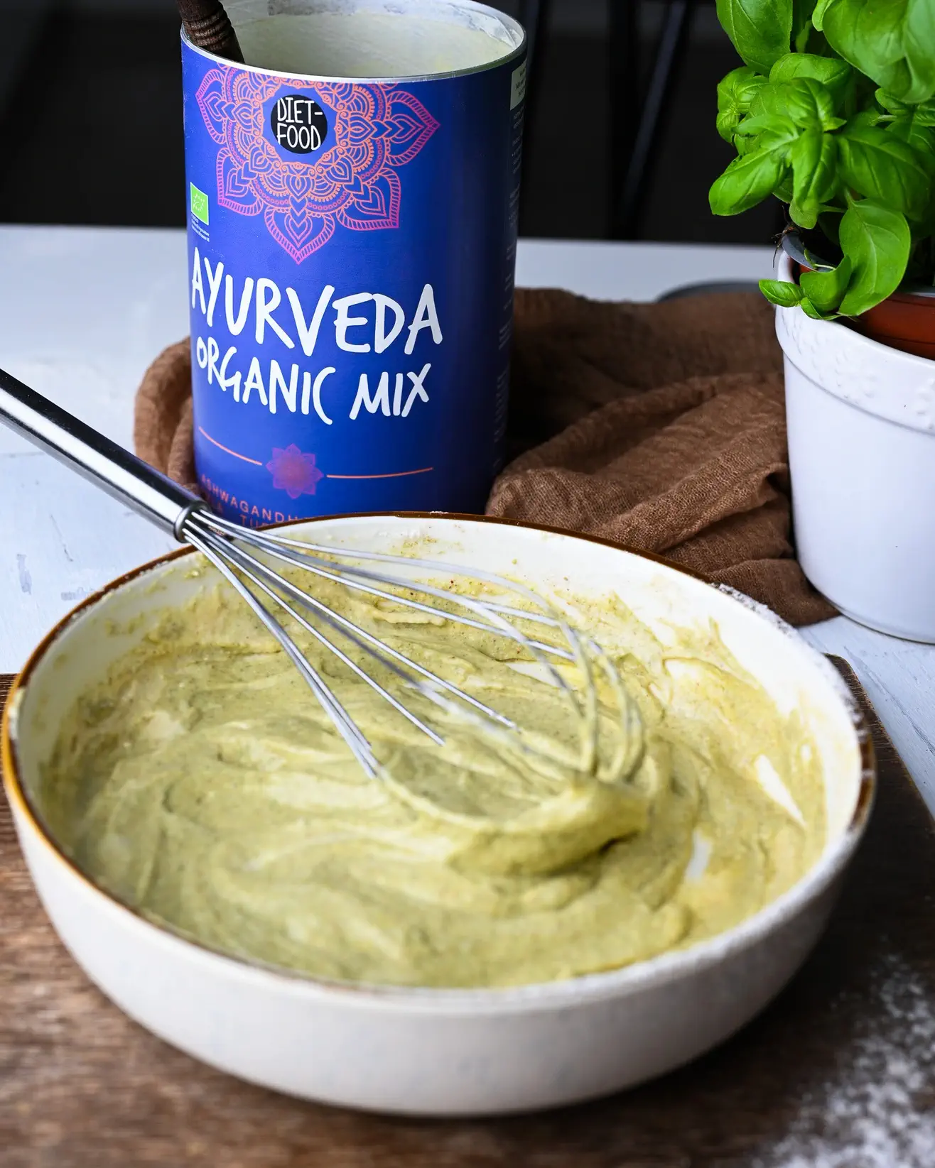 Blyneliai be glitimo iš ryžių ir grikių miltų – sveikas sumuštinio pakaitalas