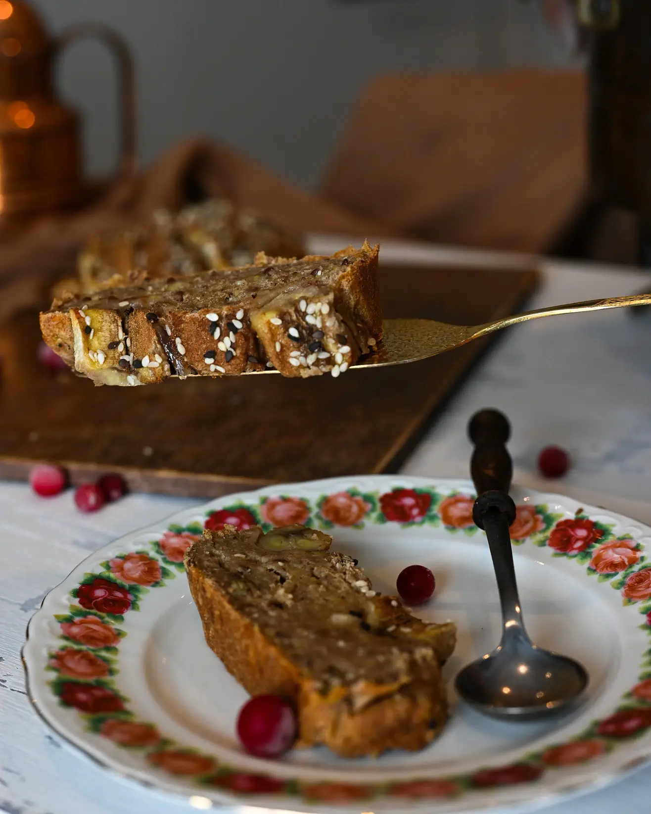 Veganiška bananų duona be cukraus – su sėklomis