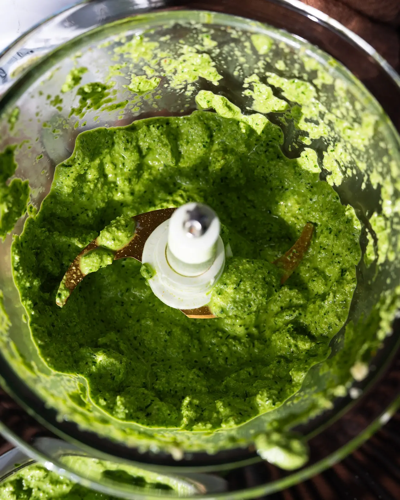 Kepta saldi bulvė su mung pupelėmis ir anakardžių padažu – sotūs ir subalansuoti pietūs