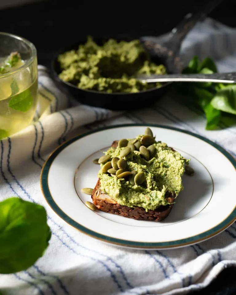 Bazilikų pesto su anakardžiais