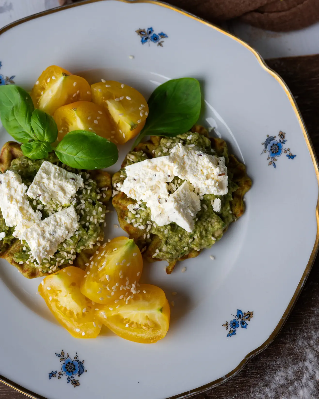 Blyneliai be glitimo iš ryžių ir grikių miltų – sveikas sumuštinio pakaitalas